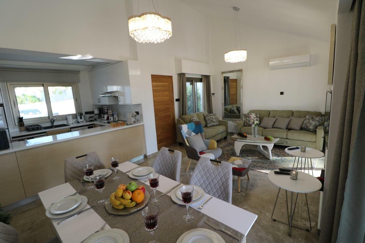 Yulya Villa By Taimoura Paphos Luaran gambar