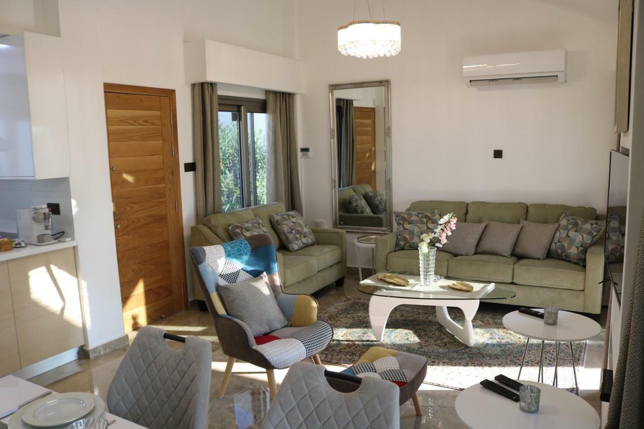 Yulya Villa By Taimoura Paphos Luaran gambar