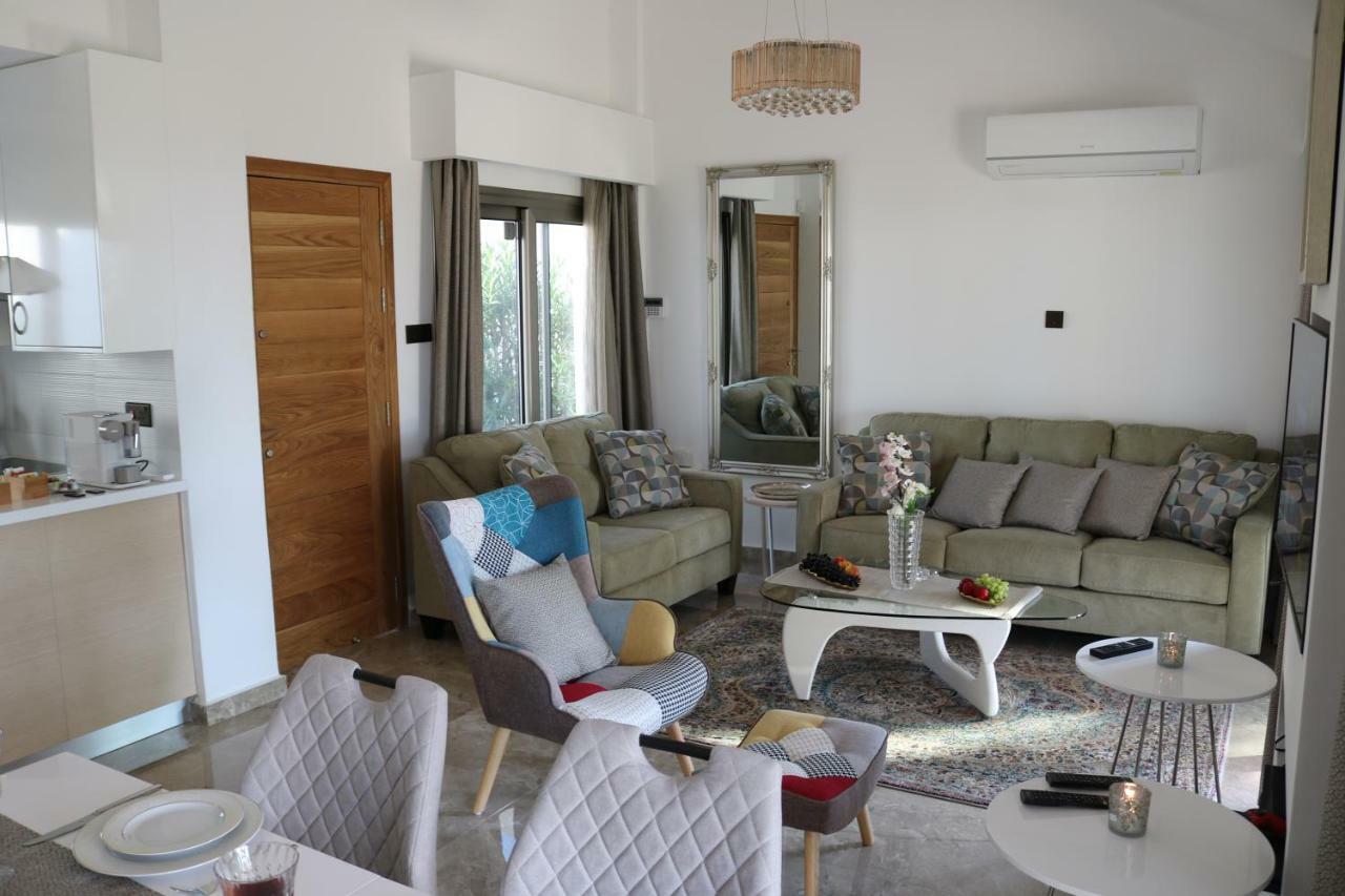 Yulya Villa By Taimoura Paphos Luaran gambar