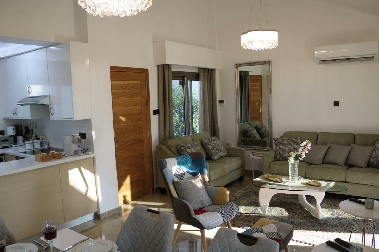 Yulya Villa By Taimoura Paphos Luaran gambar